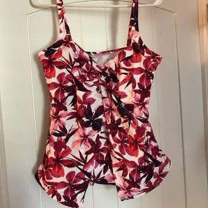 Lands’ end swimsuit tankini top